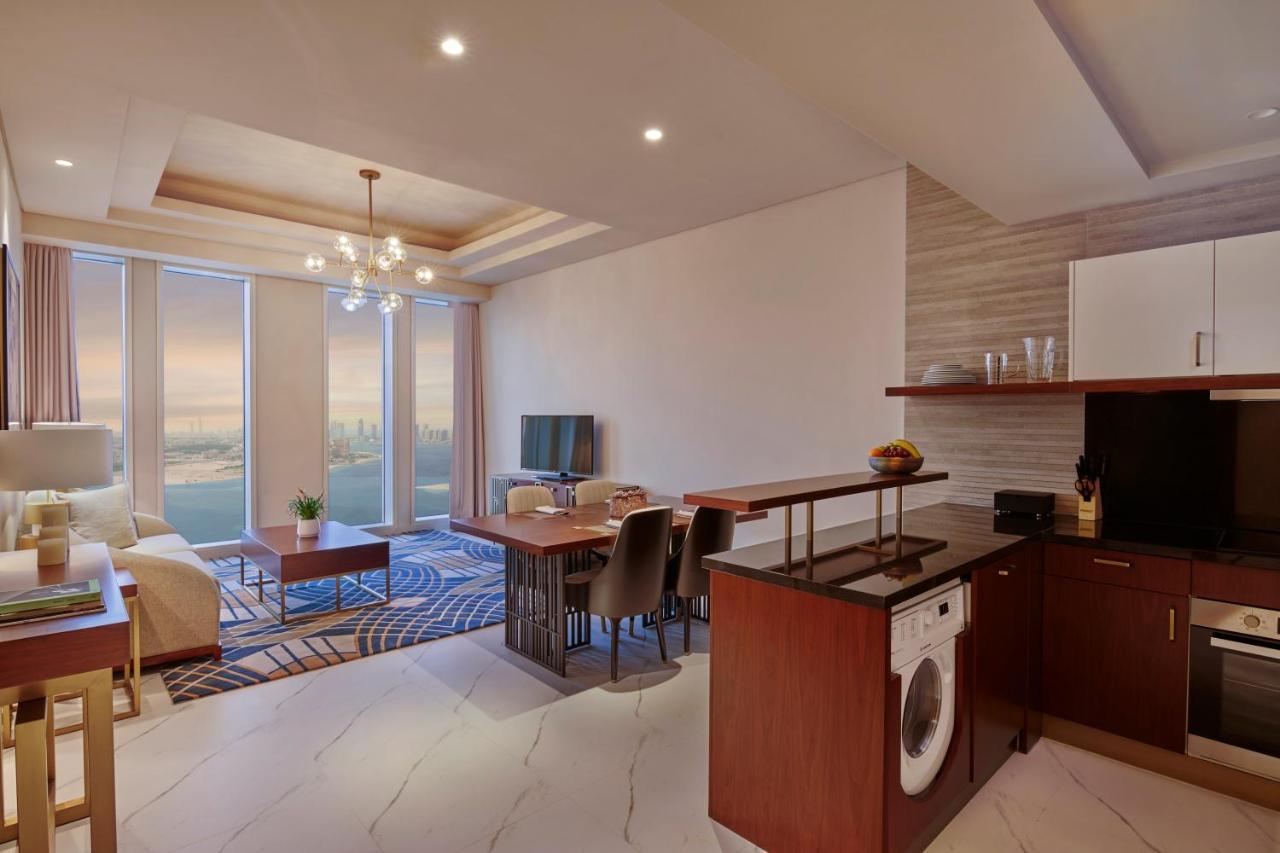 Wyndham Grand Doha West Bay Beach Exterior foto A typical apartment interior
