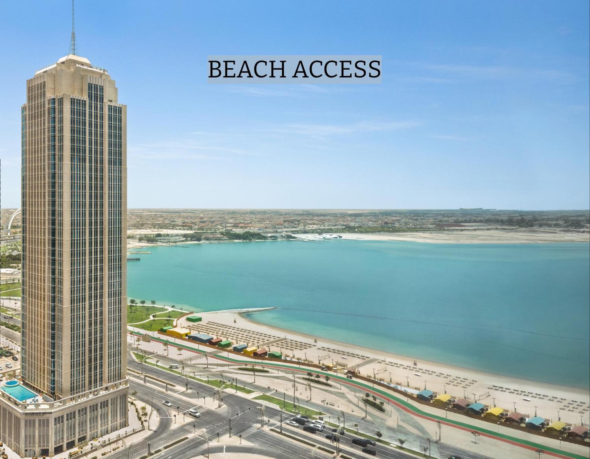 Wyndham Grand Doha West Bay Beach Exterior foto Beach access